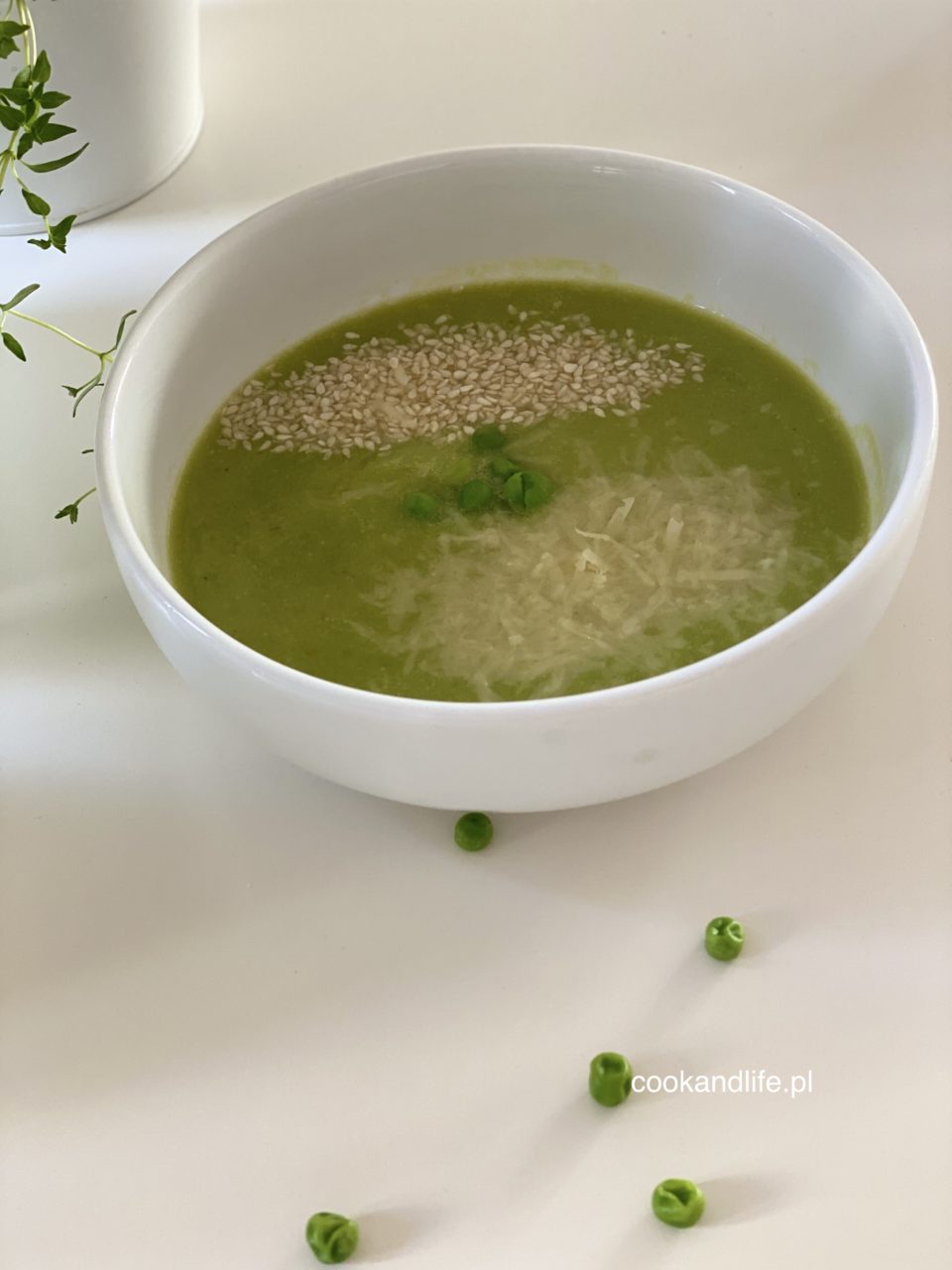 Zupa z groszku zielonego 